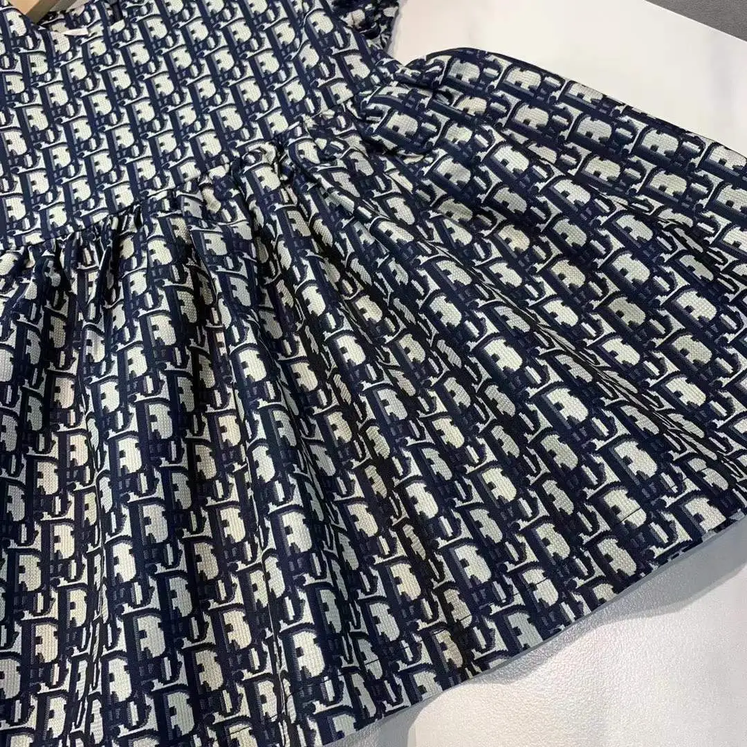 【90-130cm】おしゃれ度UP 好感度UP プリンセス シルエット 女の子 半袖 ワンピース