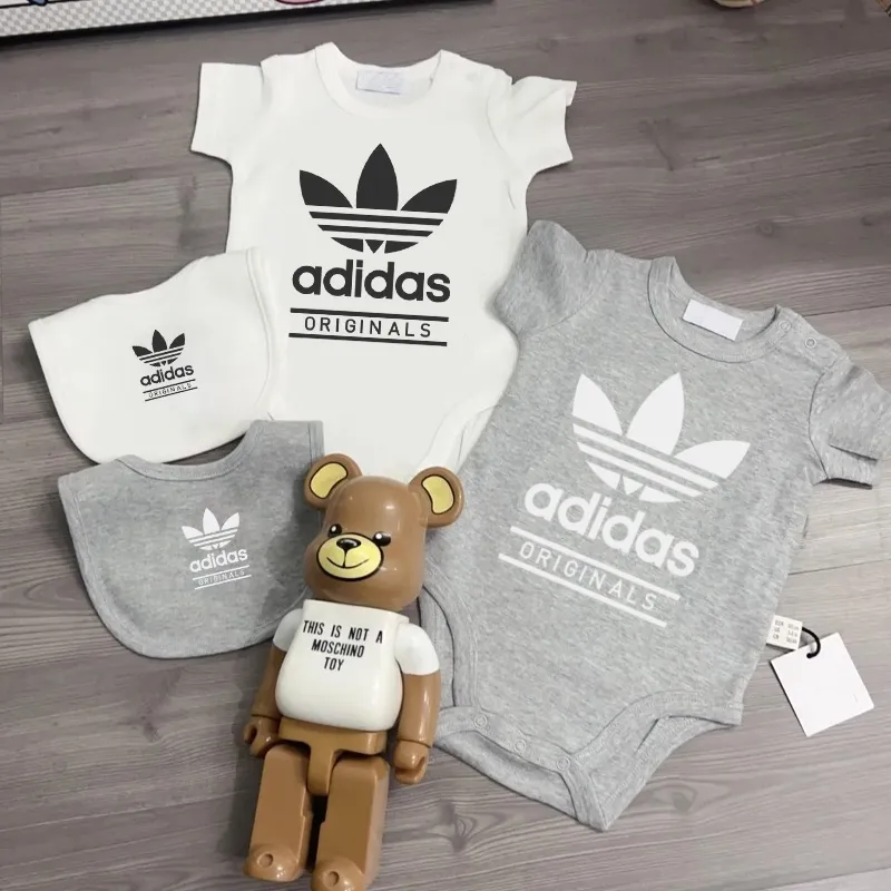 【66-90cm】目を奪われる可愛さ 柔らかい シンプル 着やすい ベビー 半袖 ロンパース