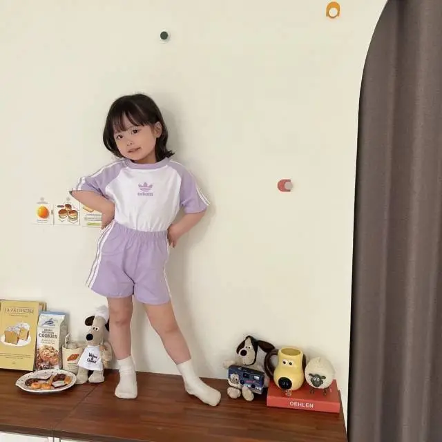 【90-140cm】二点セット よく売れる トレンド  多色展開 半袖Ｔシャツ＋ショートパンツ セットアップ