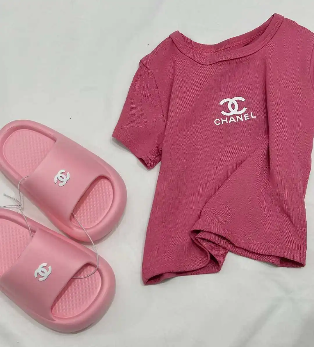 【90-150cm】夏にぴったり 在庫わずか トレンド  シンプル 快適 半袖 Ｔシャツ