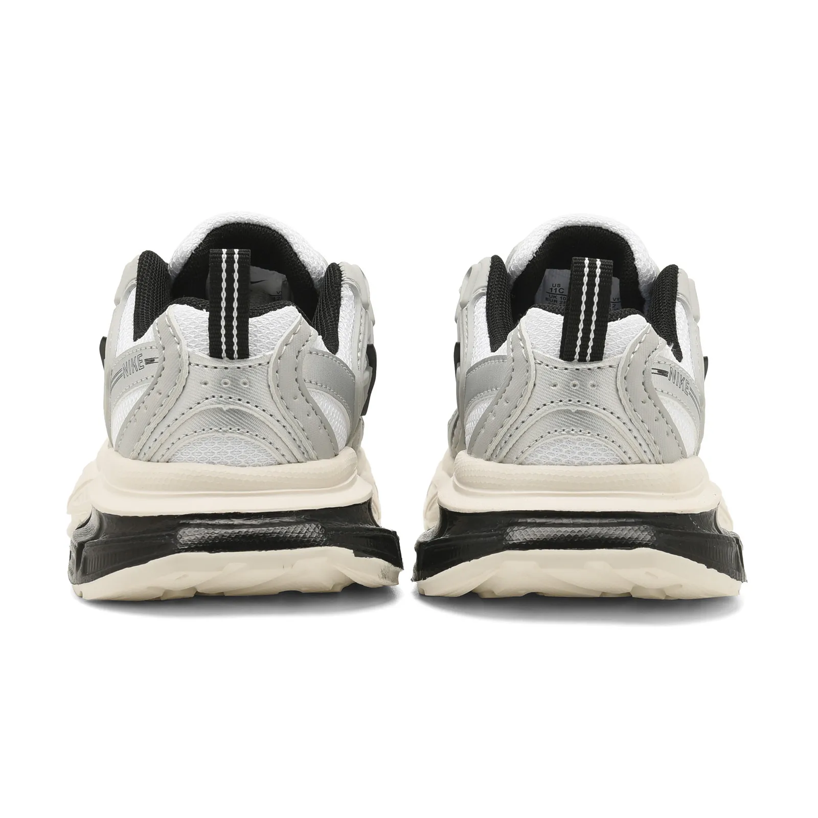 トレンド感たっぷり カジュアル 外遊び・スポーツにも最適 キッズ スニーカー