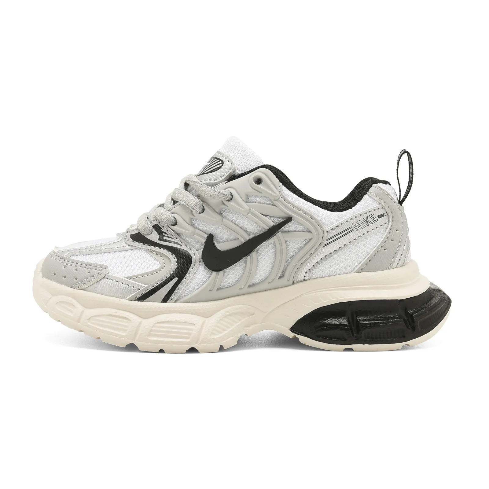 トレンド感たっぷり カジュアル 外遊び・スポーツにも最適 キッズ スニーカー