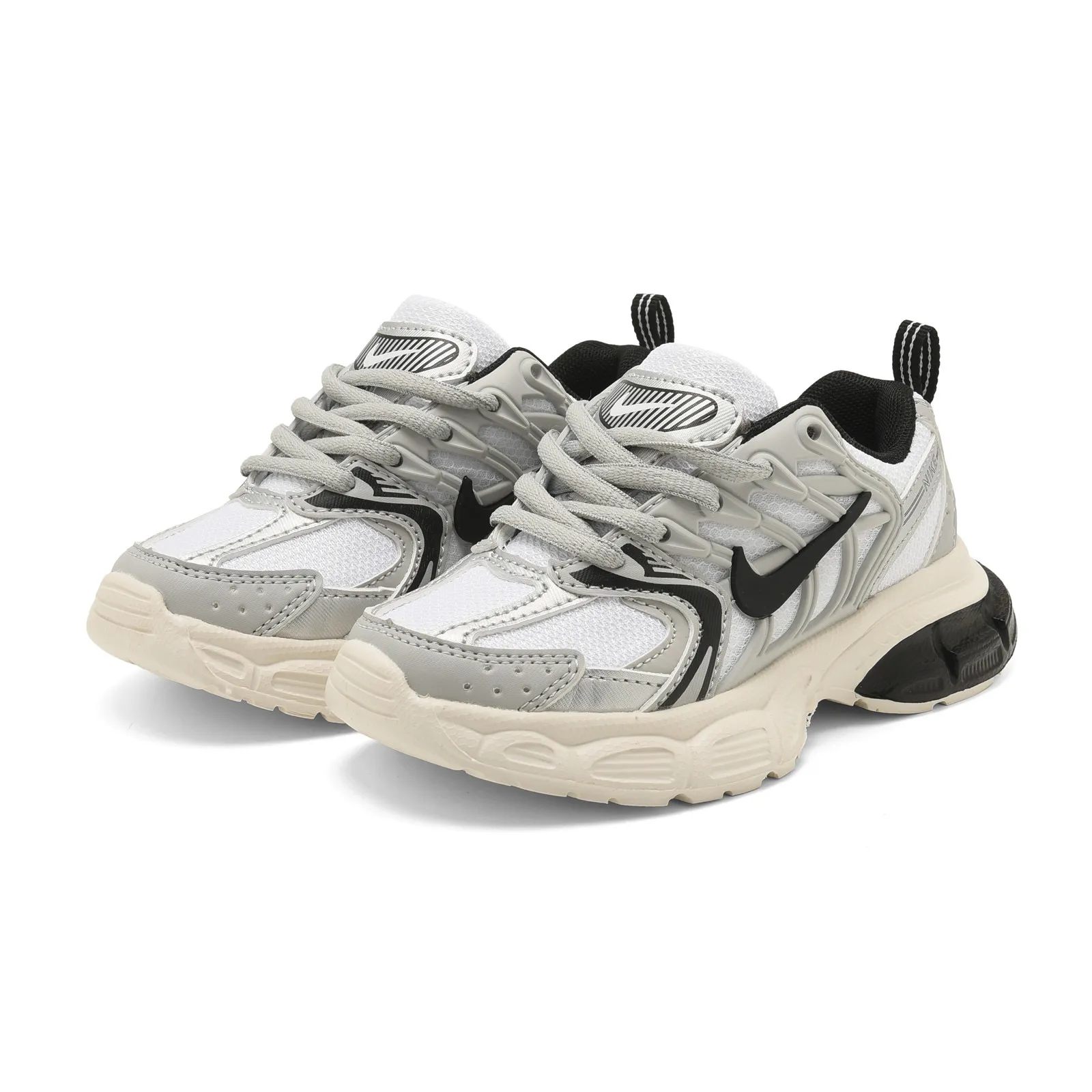 トレンド感たっぷり カジュアル 外遊び・スポーツにも最適 キッズ スニーカー