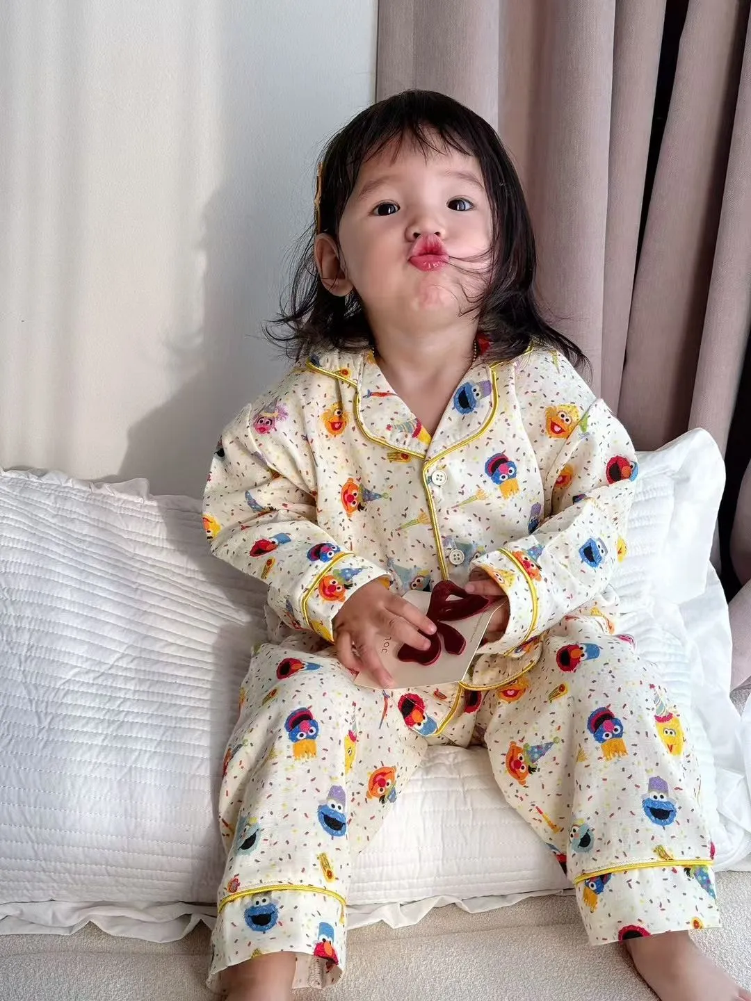 【80-130cm】絶対見逃さないで 存在感抜群 かわいさ満点 肌触り良い キッズ ルームウェア