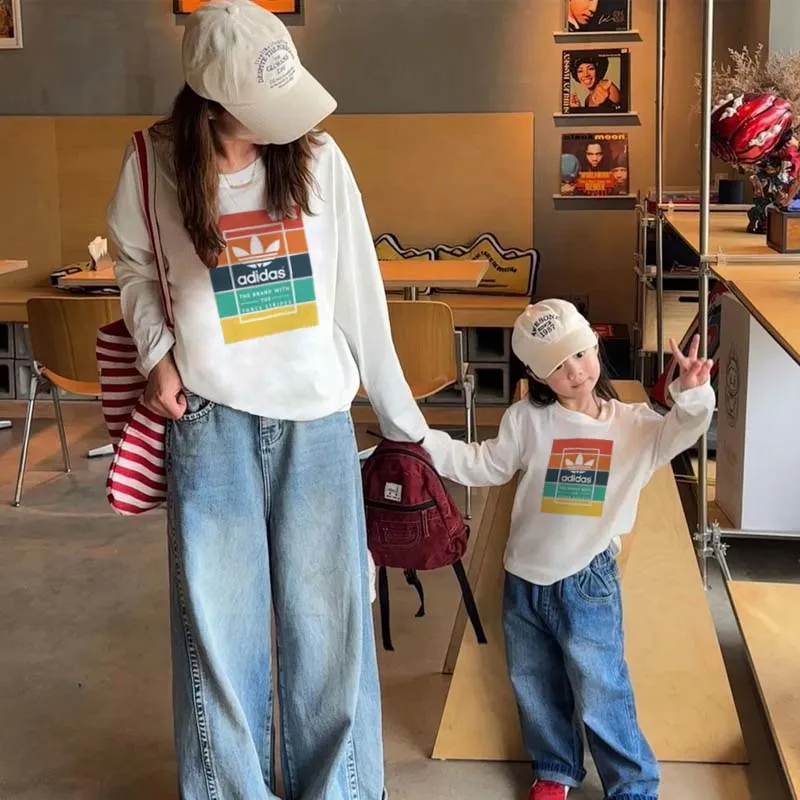 【90-160cm+親サイズ】コンフォート感抜群 爆売れ中 カジュアル トレンド  親子ペア 長袖 Ｔシャツ