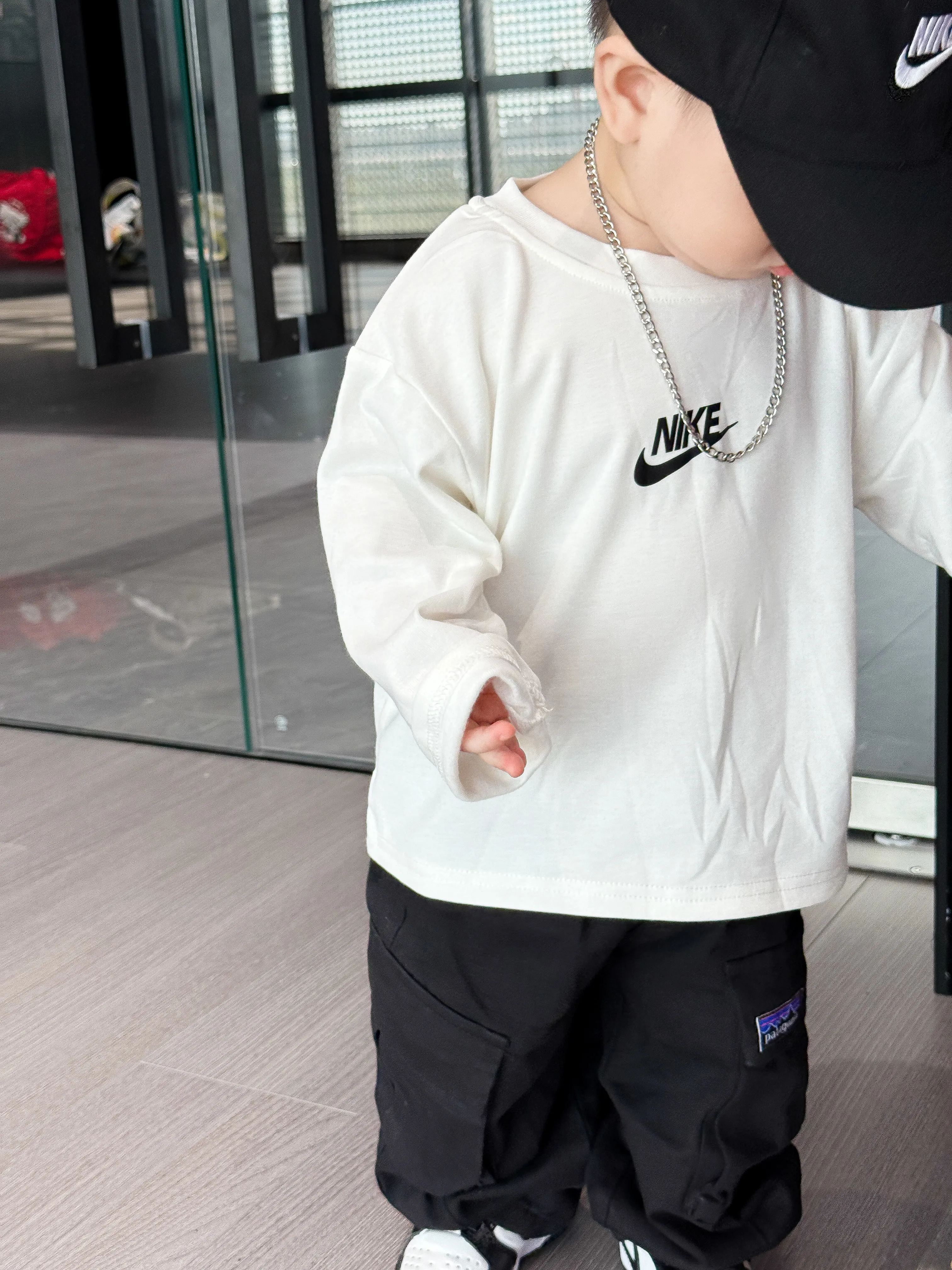 【90-160cm】リピーター多数 よく売れる カジュアル シンプル 長袖 Ｔシャツ