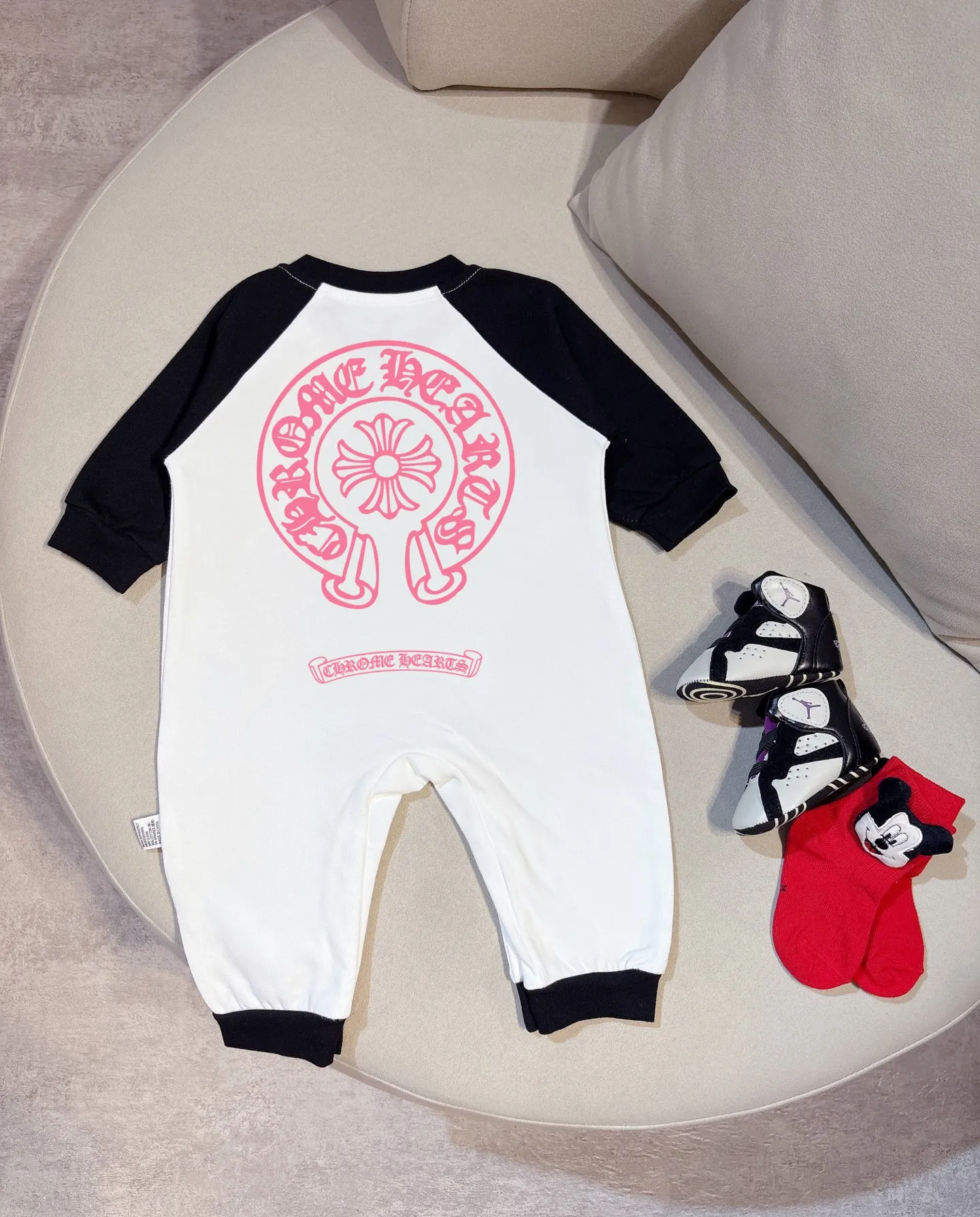 【66-90cm】人気爆発中 爆売れ中 スタイリッシュ 定番 着心地良い ベビー ロンパース