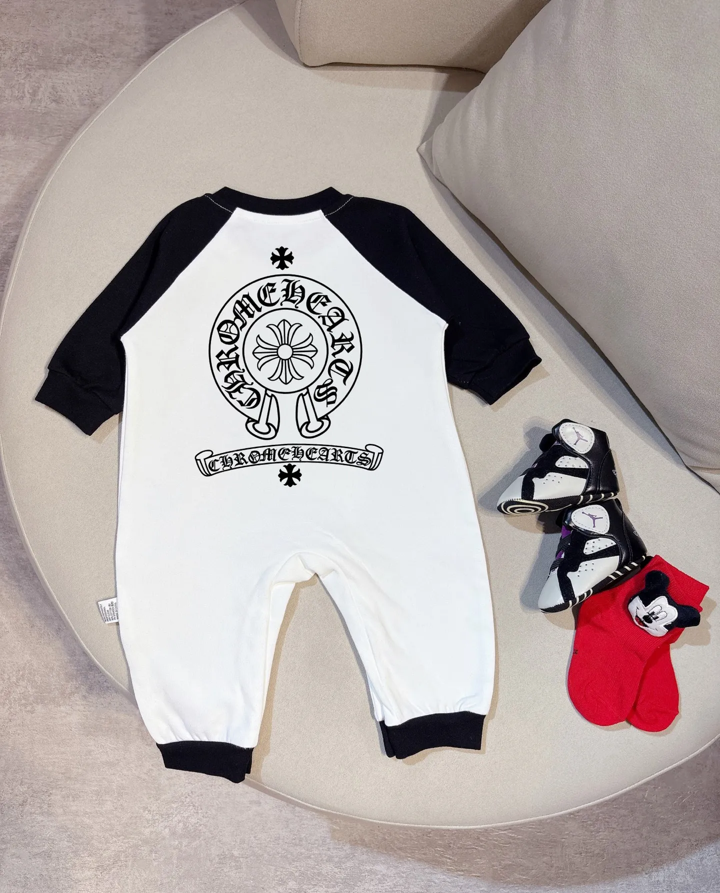 【66-90cm】人気爆発中 爆売れ中 スタイリッシュ 定番 着心地良い ベビー ロンパース