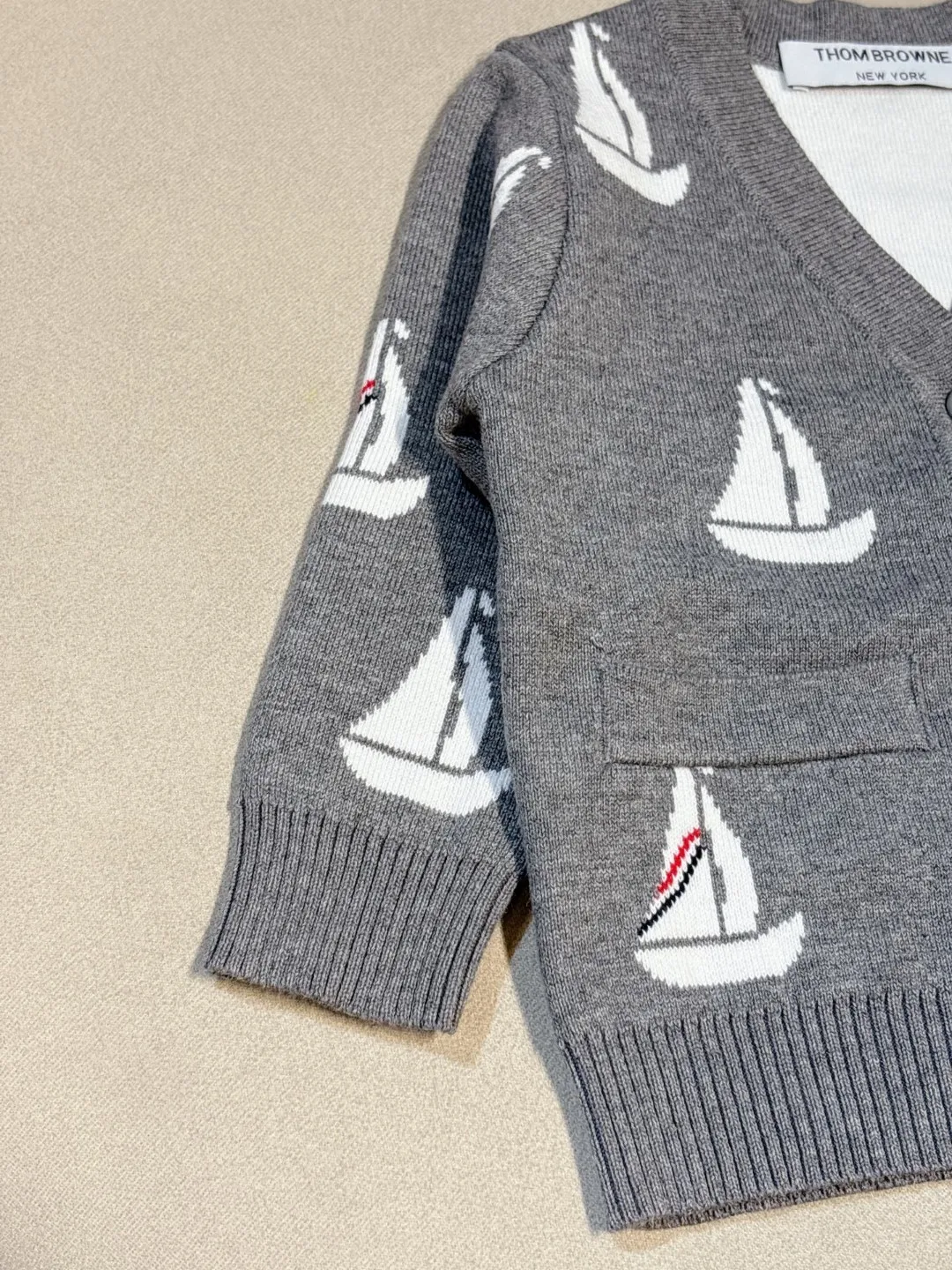 【73-110cm】絶対流行 秋の新作登場 トレンド  ふんわり優しい ベビ ニット カーディガン