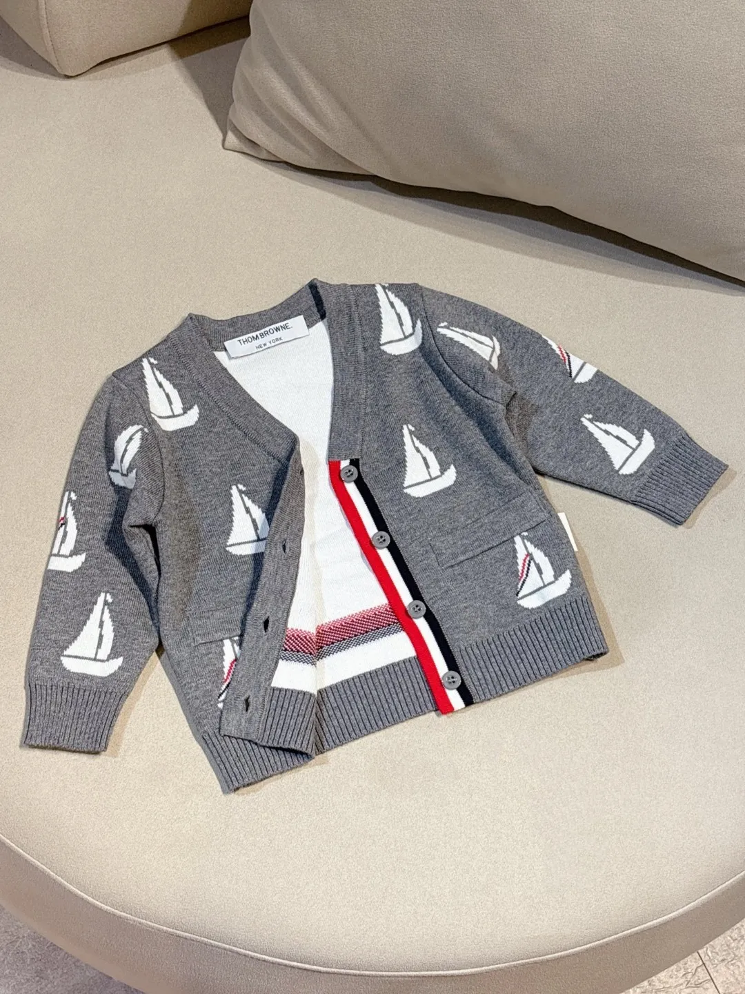 【73-110cm】絶対流行 秋の新作登場 トレンド  ふんわり優しい ベビ ニット カーディガン