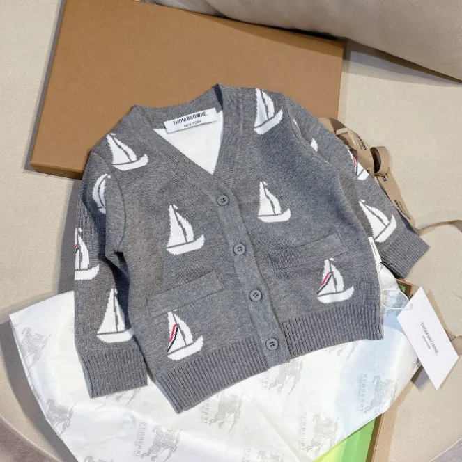 【73-110cm】絶対流行 秋の新作登場 トレンド  ふんわり優しい ベビ ニット カーディガン