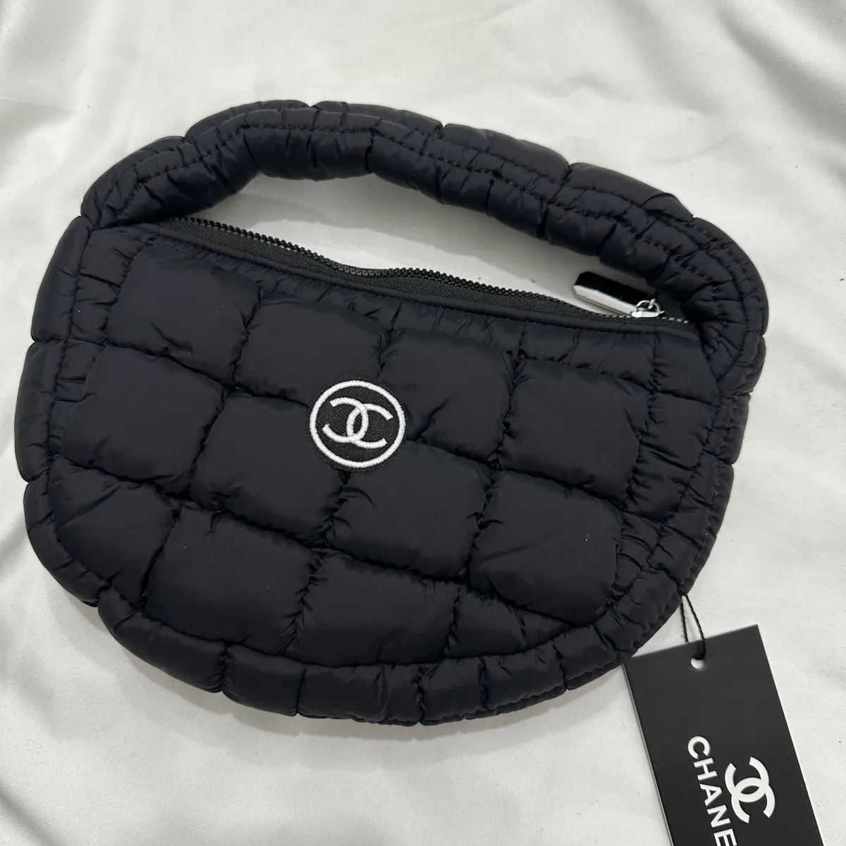 おしゃれ ふんわり柔らかい 小さめ パフバッグ ハンドバッグ