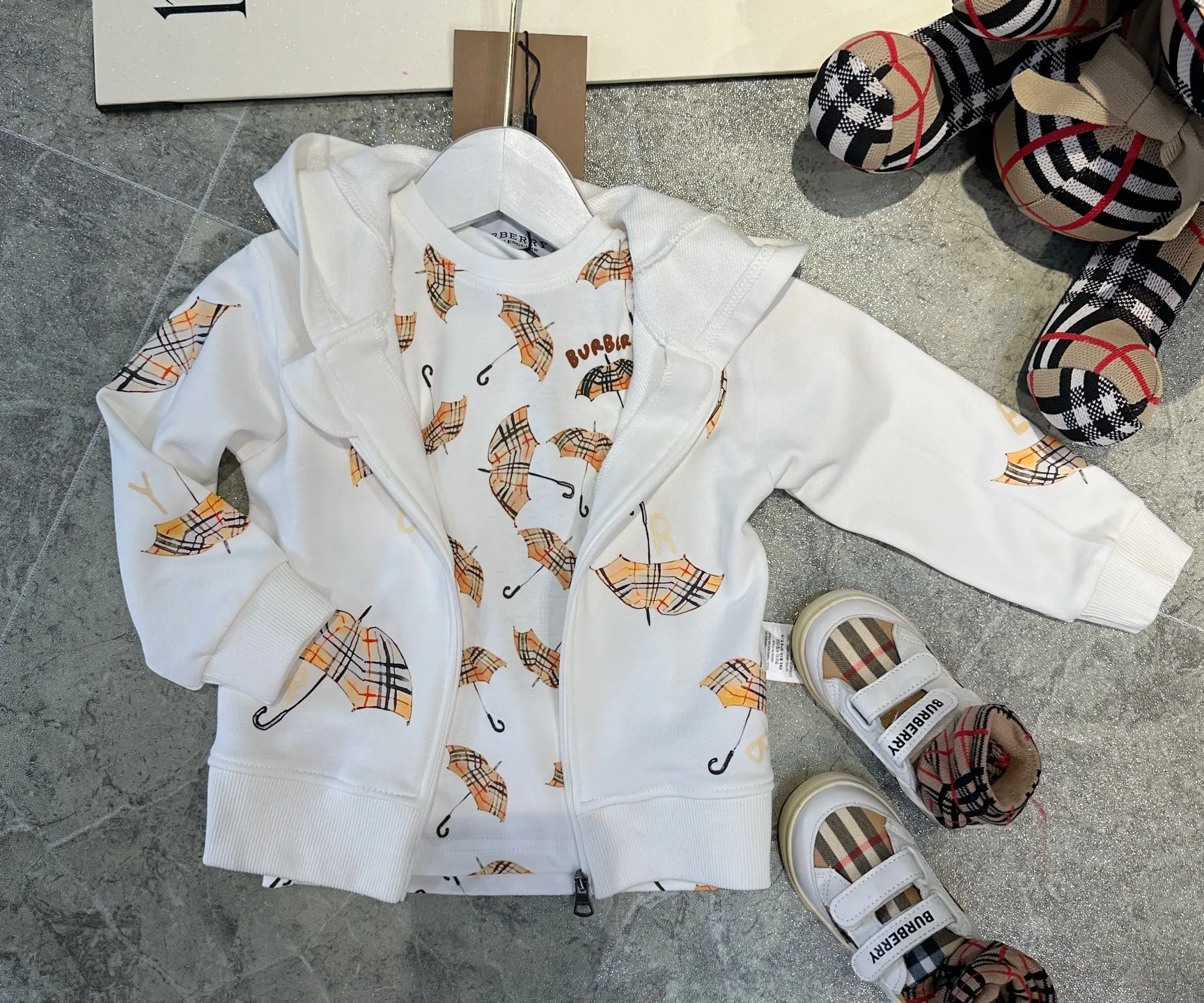 【66-130cm】絶対見逃さないで 大注目 高品質 カートゥーン トレンド フード付き アウター