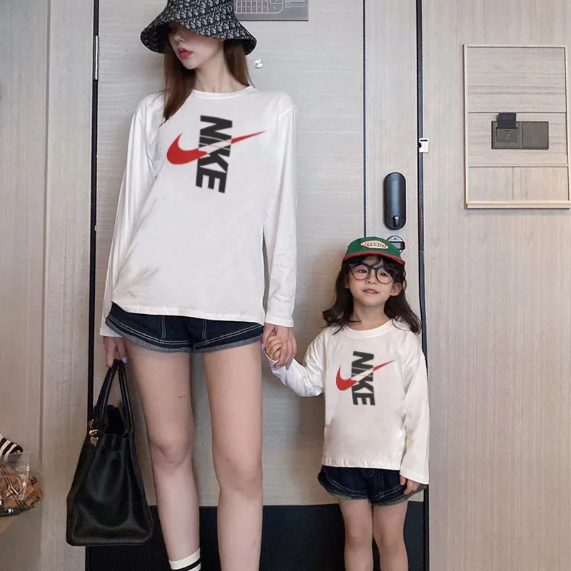 【90-160cm+親サイズ】デイリーにぴったり 大注目 カジュアル 秋新作 親子ペア 長袖 Ｔシャツ