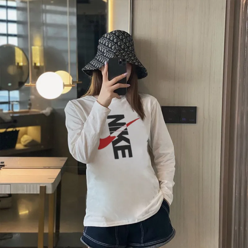 【90-160cm+親サイズ】デイリーにぴったり 大注目 カジュアル 秋新作 親子ペア 長袖 Ｔシャツ