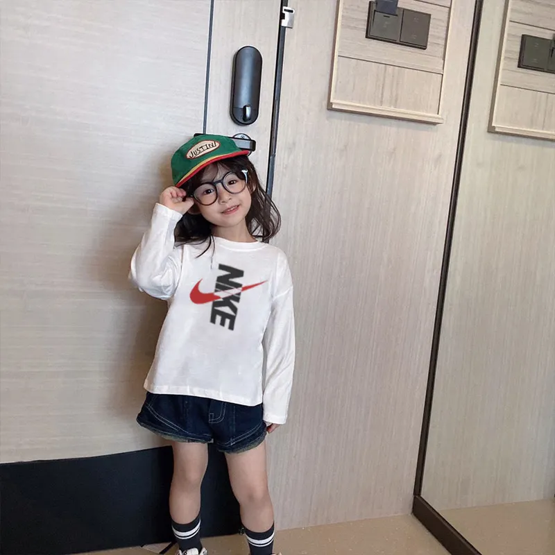 【90-160cm+親サイズ】デイリーにぴったり 大注目 カジュアル 秋新作 親子ペア 長袖 Ｔシャツ