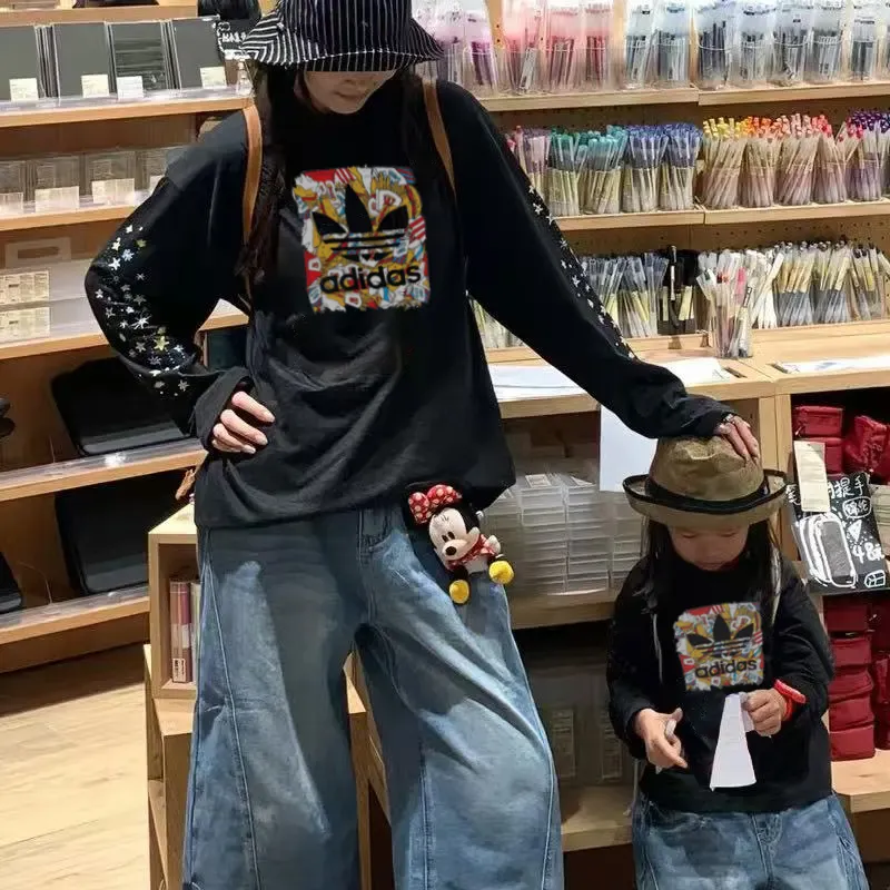 【90-160cm+親サイズ】写真映えバッチリ 爆売れ中 カジュアル 親子ペア 長袖 Ｔシャツ