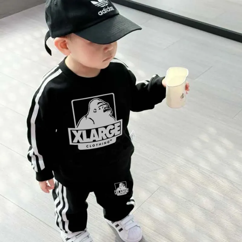 【90-150cm】二点セット 存在感アップ  爆売れ中 トレンド  スポーティ トレーナー+パンツ セットアップ