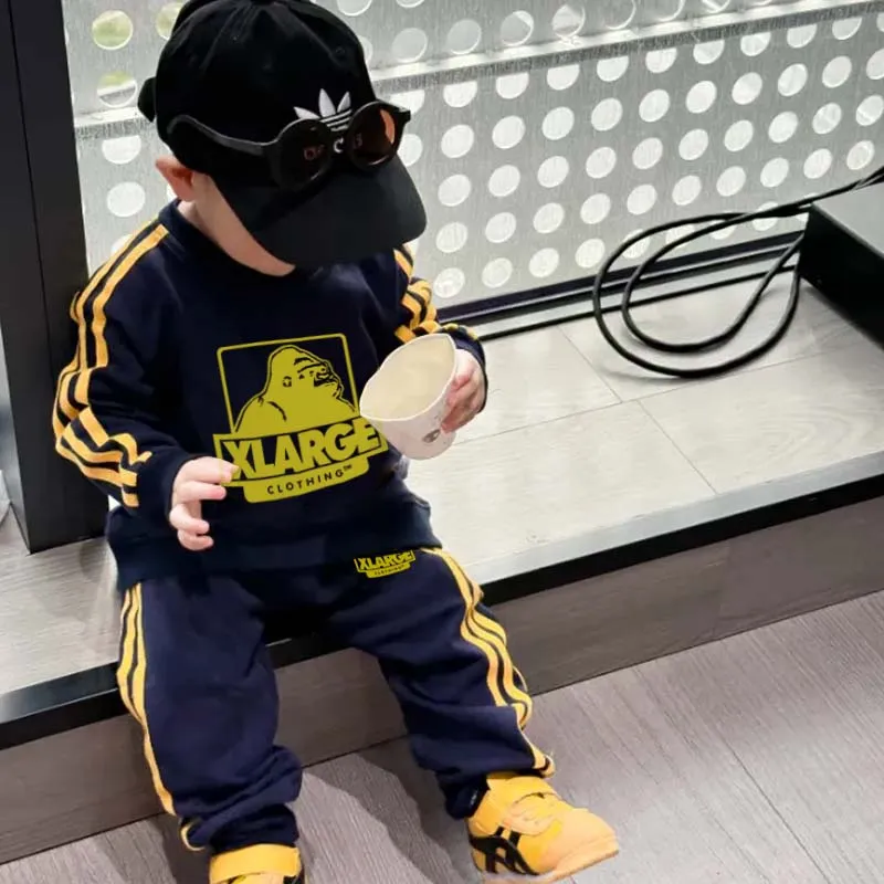 【90-150cm】二点セット 存在感アップ  爆売れ中 トレンド  スポーティ トレーナー+パンツ セットアップ