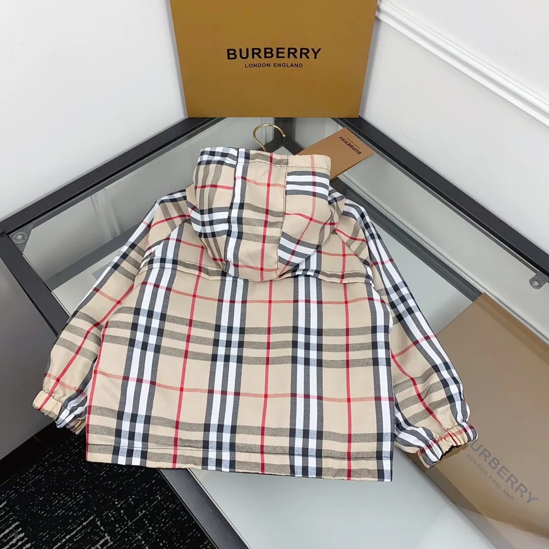 【90-140cm】デイリーコーデに最適 品質満点 カジュアル 防風素材 リバーシブルジャケット