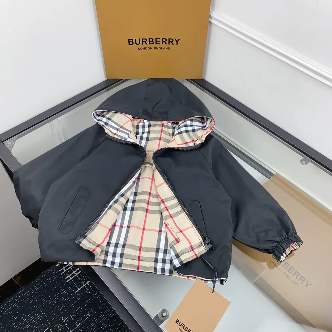 【90-140cm】デイリーコーデに最適 品質満点 カジュアル 防風素材 リバーシブルジャケット