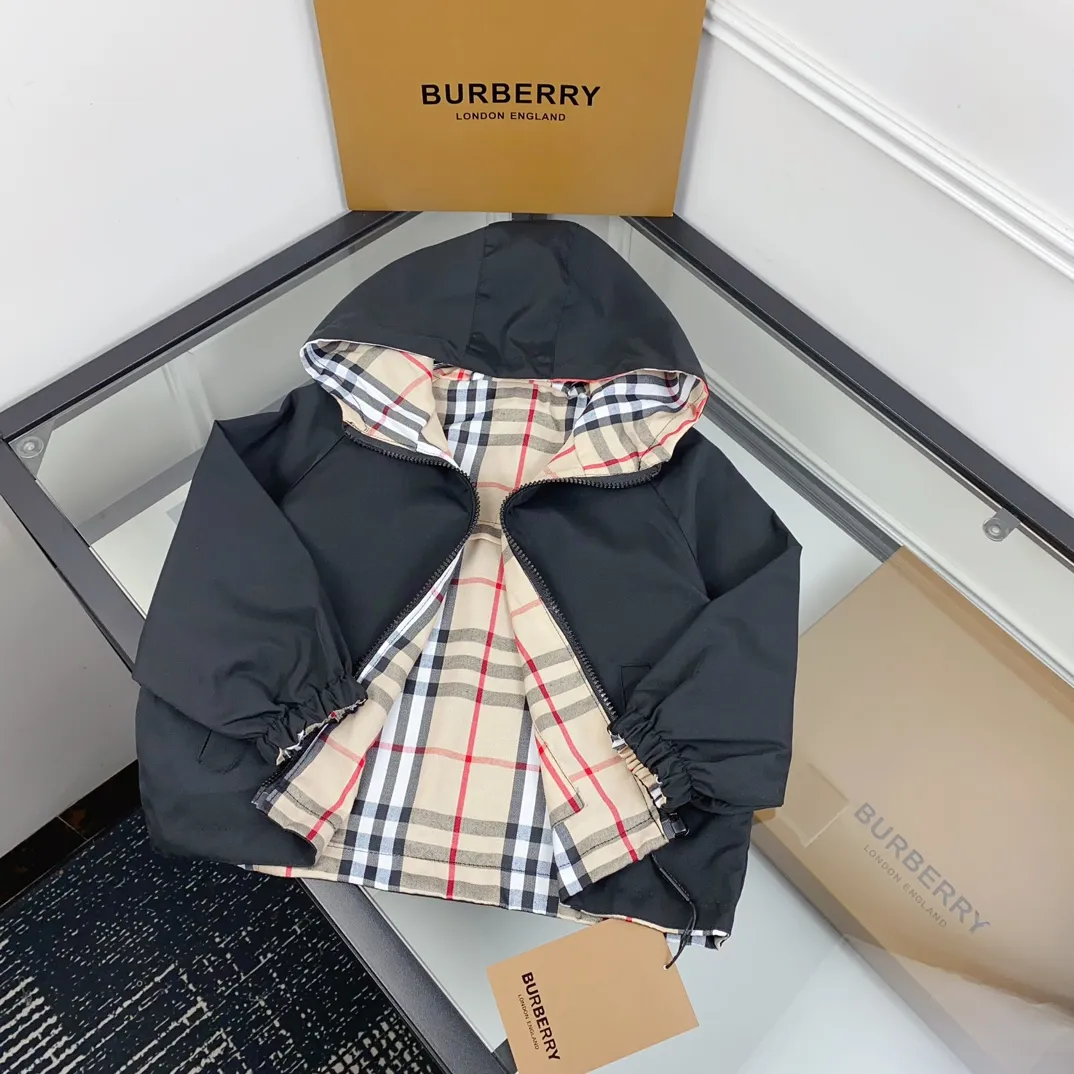 【90-140cm】デイリーコーデに最適 品質満点 カジュアル 防風素材 リバーシブルジャケット