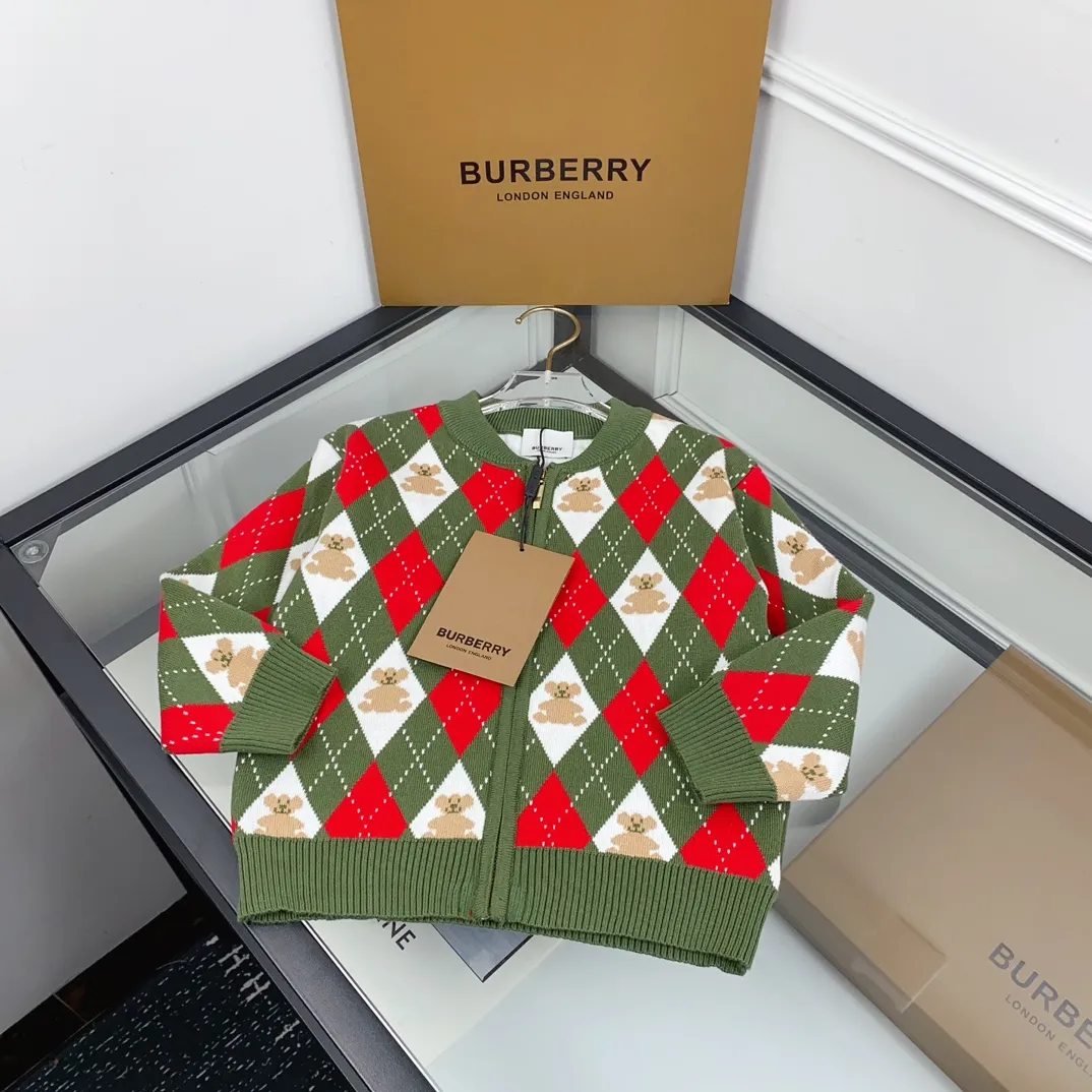 【110-150cm】目を奪われる かわいさ満点 柔らかい ニットカーディガン