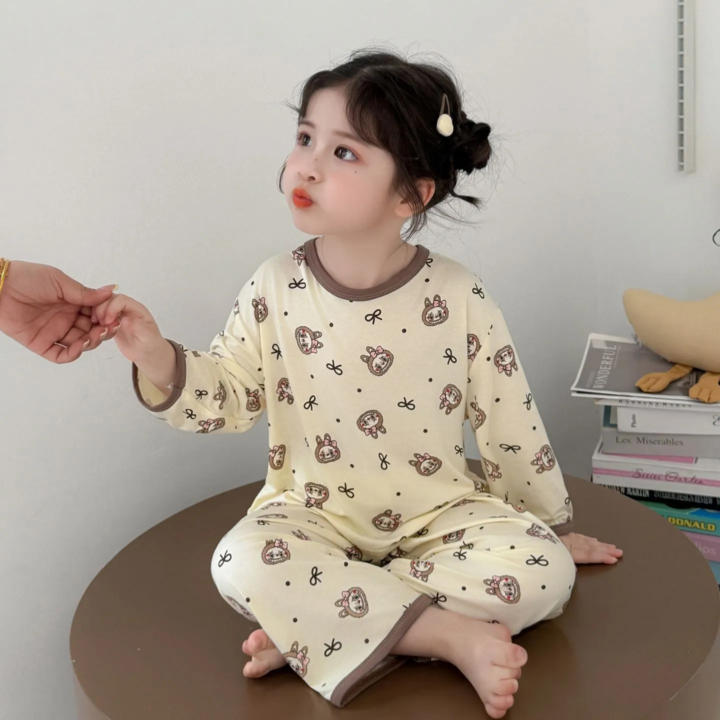 【90-150cm】人気爆発中 パジャマ 女の子 長袖 トップス+長ズボン ルームウェア