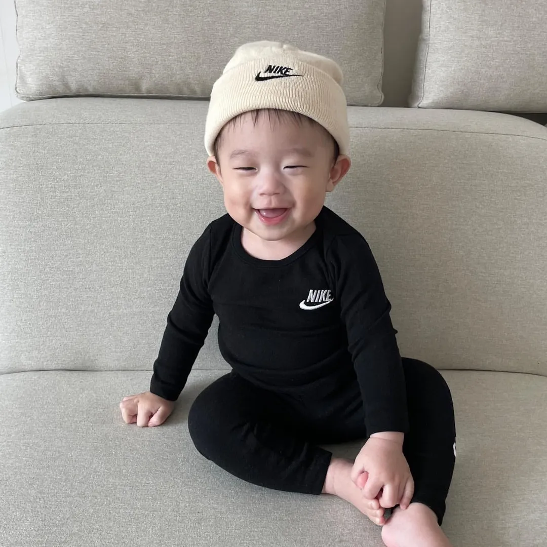 【80-130cm】二点セット リラックス感ある トレンド  シンプル 肌触り良い トップス+パンツ  セットアップ