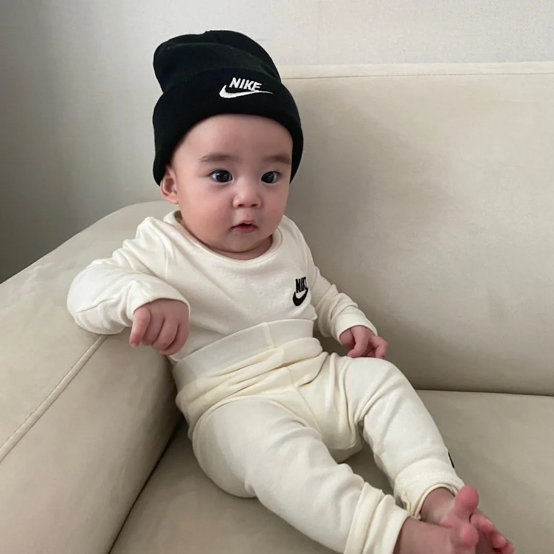 【80-130cm】二点セット リラックス感ある トレンド  シンプル 肌触り良い トップス+パンツ  セットアップ