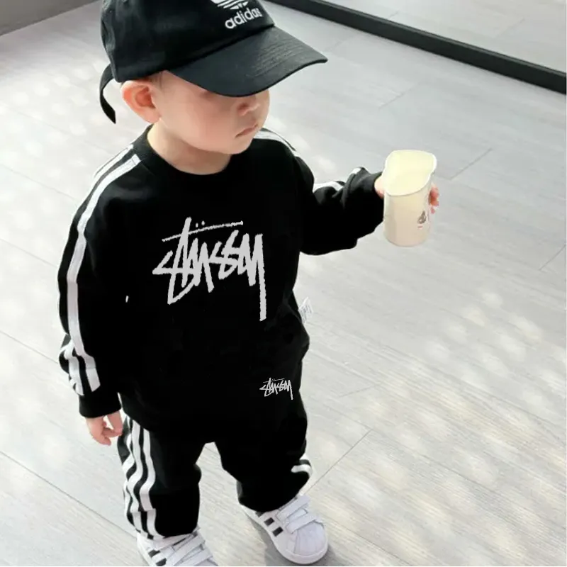 【90-150cm】二点セット 着回し力抜群 売れ筋 デイリーに大活躍 トレーナー+パンツ セットアップ