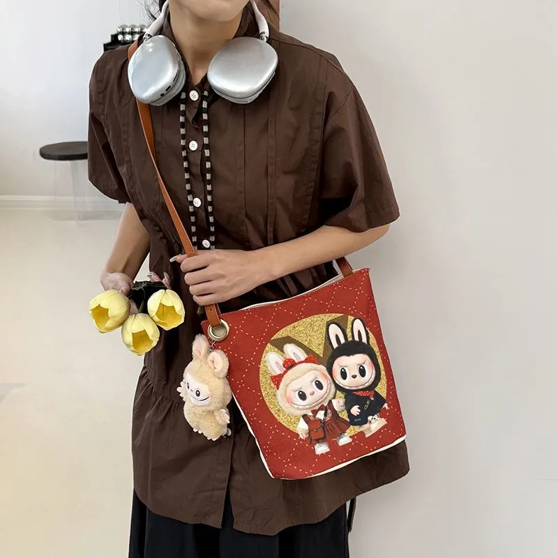 絶対欲しい！大容量 キャンバス 可愛い 斜め掛け  ショルダーバッグ