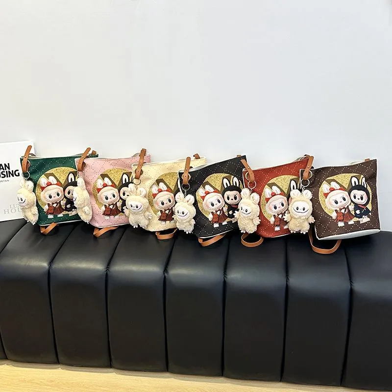 絶対欲しい！大容量 キャンバス 可愛い 斜め掛け  ショルダーバッグ