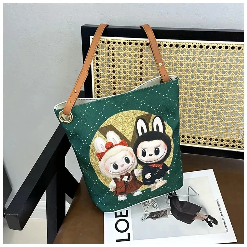 絶対欲しい！大容量 キャンバス 可愛い 斜め掛け  ショルダーバッグ