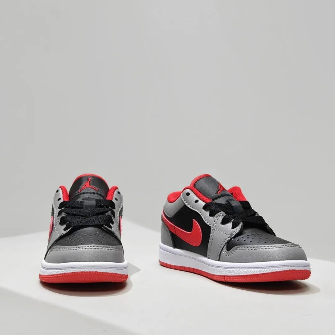 絶対見逃さないで カジュアル 耐久性あり スポーティー シューズ スニーカー