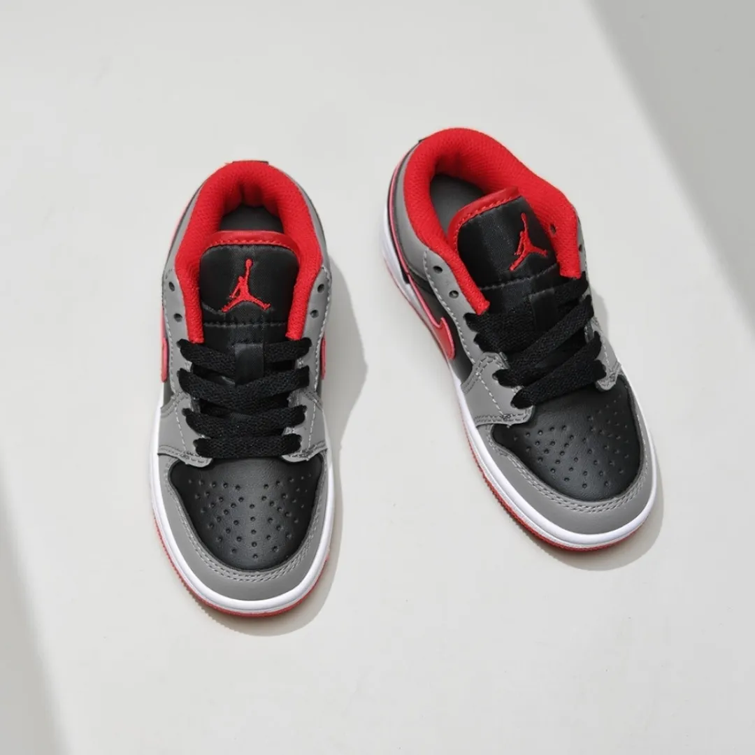 絶対見逃さないで カジュアル 耐久性あり スポーティー シューズ スニーカー