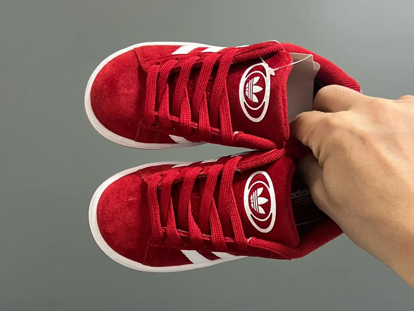 お気に入り 今季大注目 カジュアル クッション性 通学用に便利 シューズ スニーカー