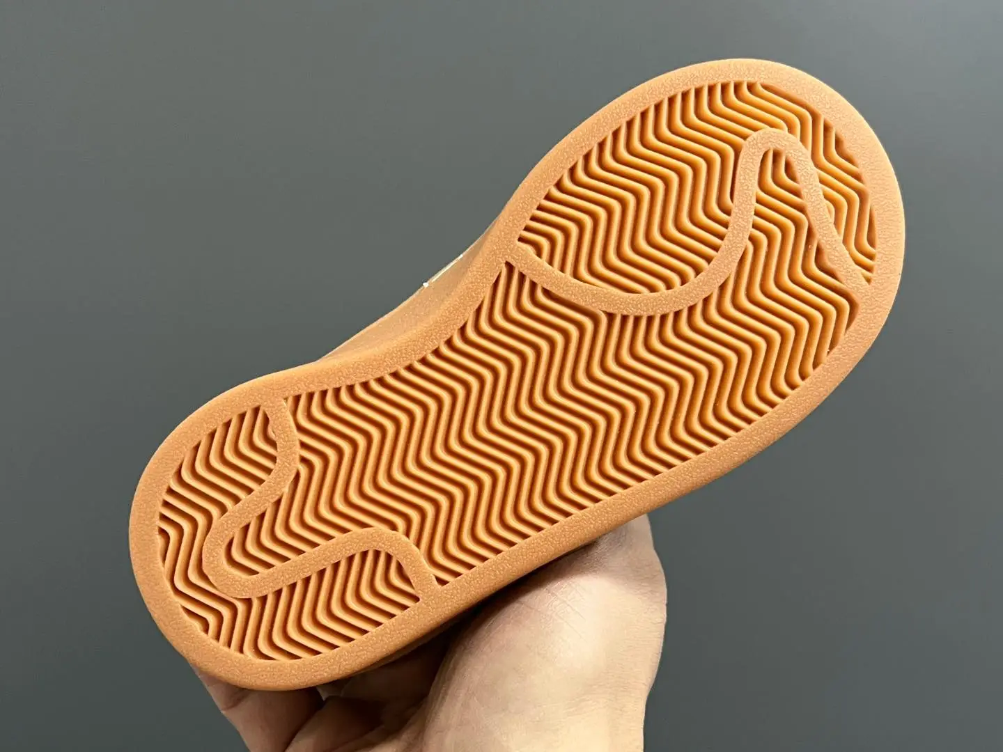 お気に入り 今季大注目 カジュアル クッション性 通学用に便利 シューズ スニーカー