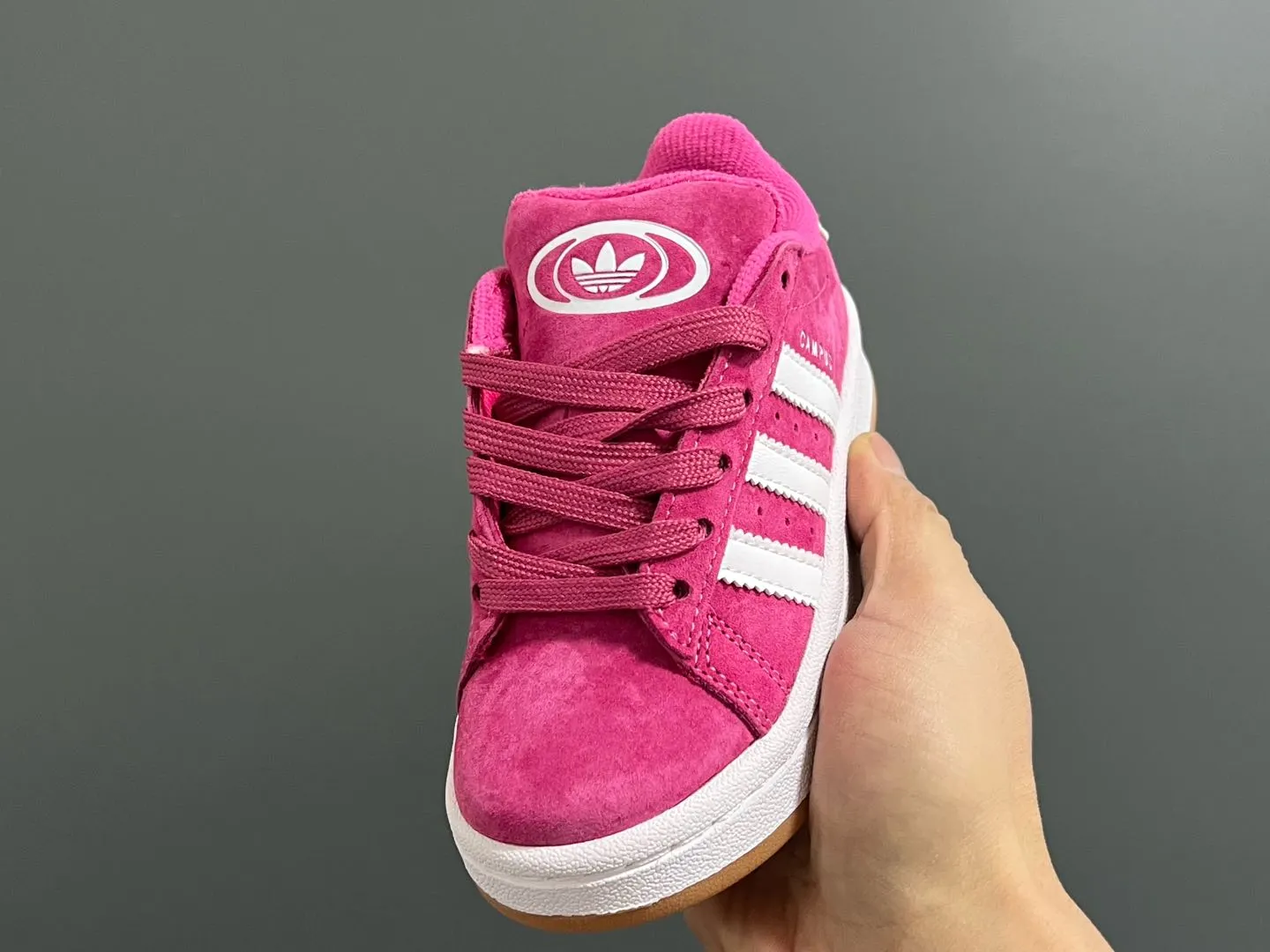 デイリーに大活躍 大注目 カジュアル 軽くて歩きやすい シューズ スニーカー