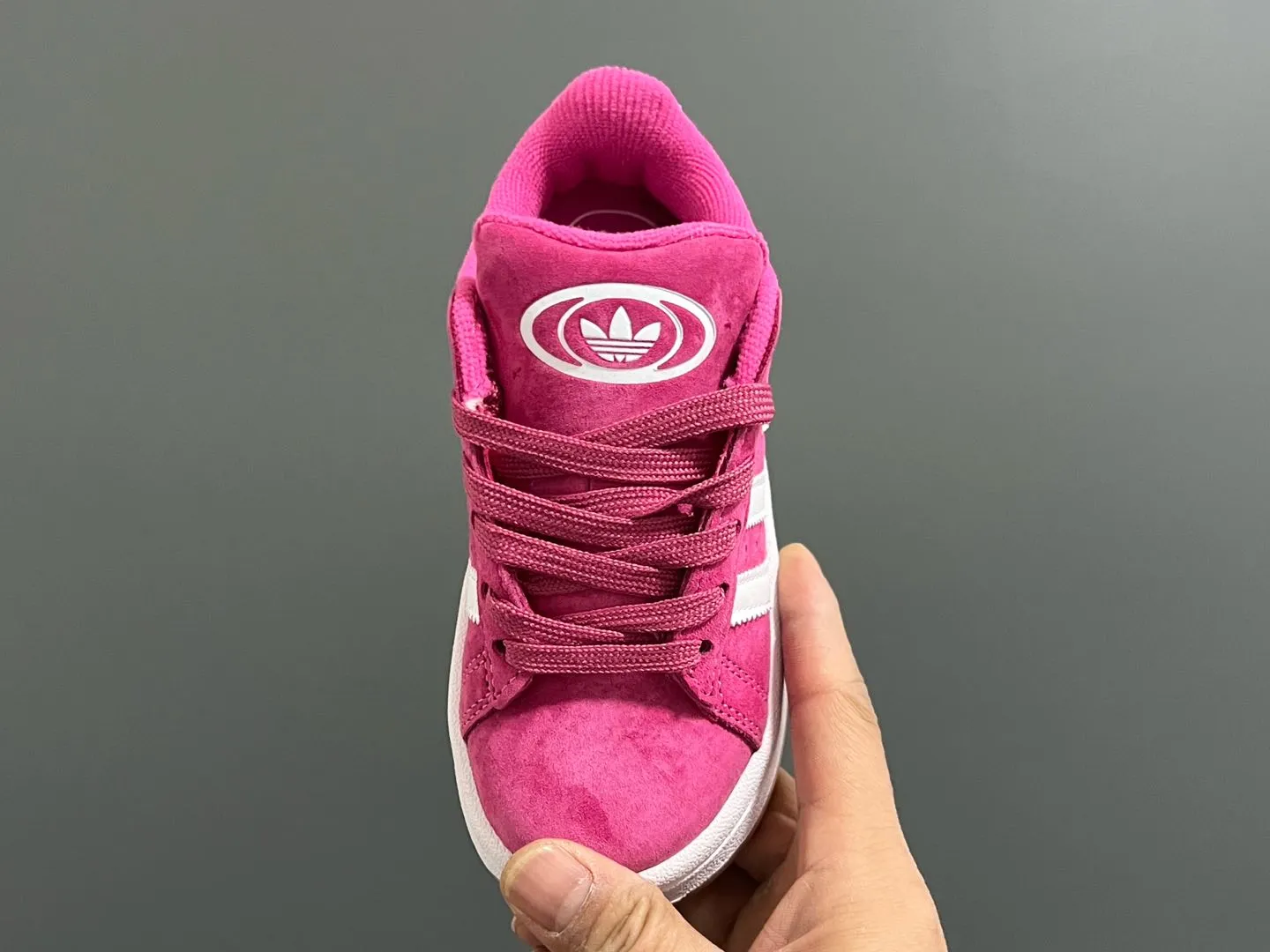 デイリーに大活躍 大注目 カジュアル 軽くて歩きやすい シューズ スニーカー