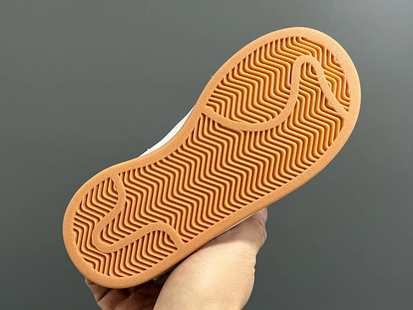 デイリーに大活躍 大注目 カジュアル 軽くて歩きやすい シューズ スニーカー