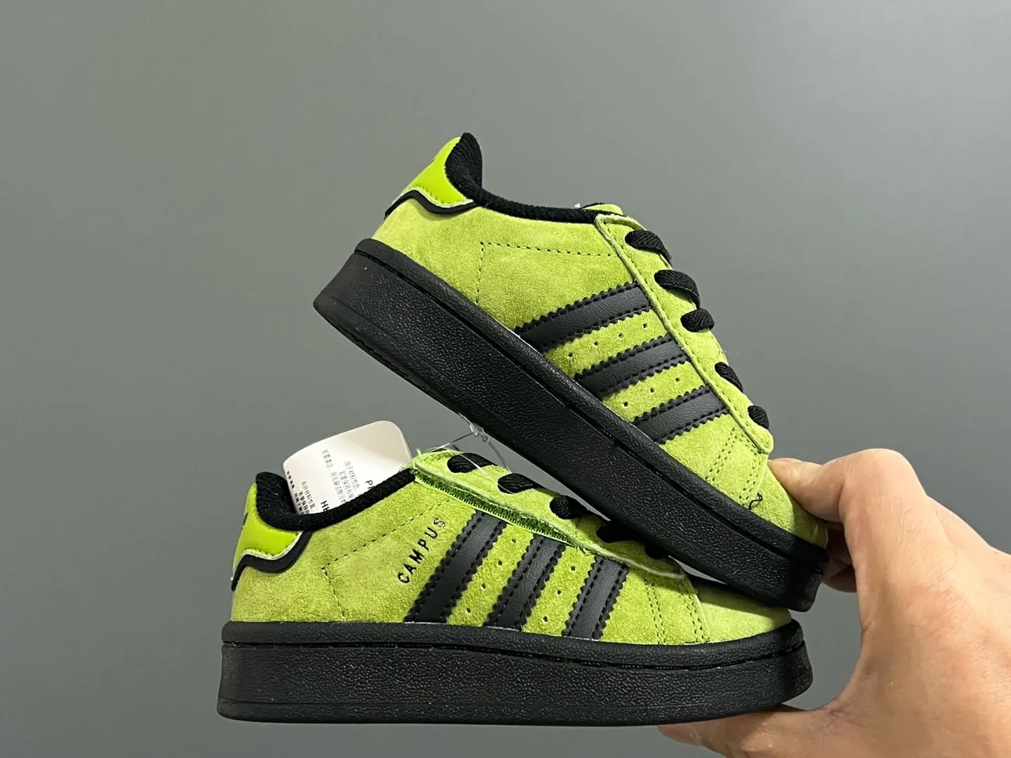 これを逃す手はない 好感度UP 防滑ソール スタイリッシュ シューズ スニーカー