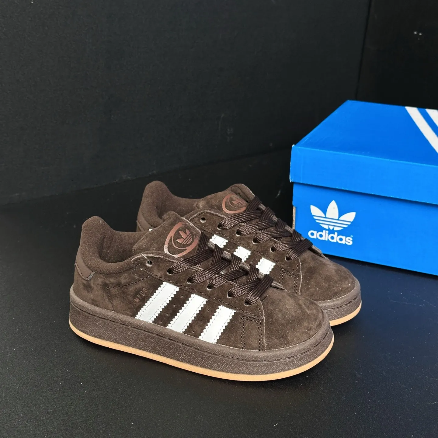 トレンド感満載 好感度UP クッション性抜群 合わせやすい シューズ スニーカー