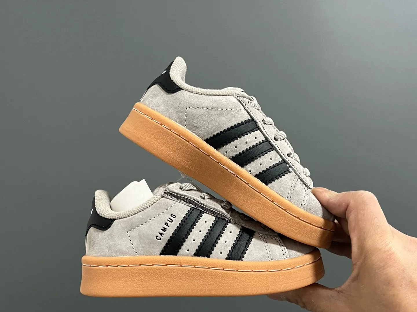 絶対見逃さないで 大活躍 トレンド  快適な履き心地 シューズ スニーカー