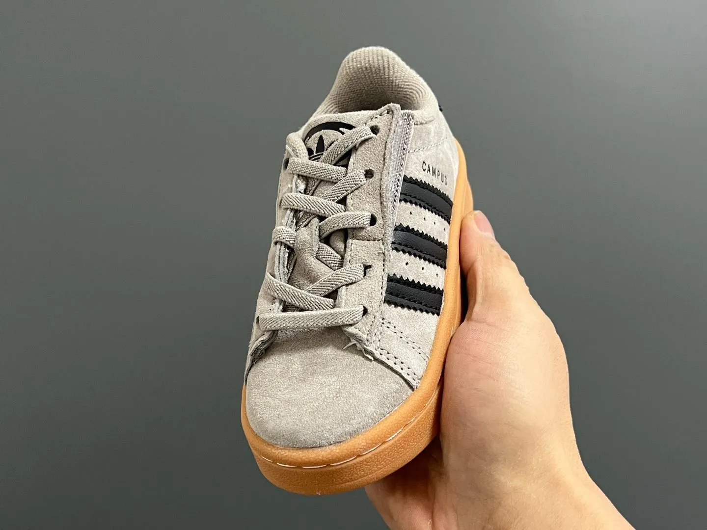 絶対見逃さないで 大活躍 トレンド  快適な履き心地 シューズ スニーカー