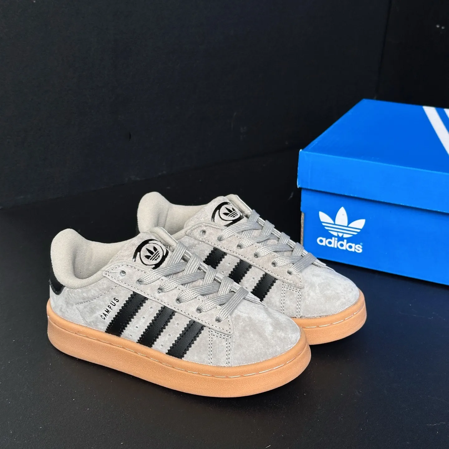 絶対見逃さないで 大活躍 トレンド  快適な履き心地 シューズ スニーカー