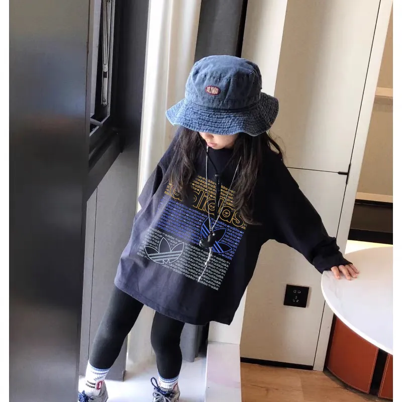 【90-160cm】これを逃す手はない 大人気 カジュアル 合わせやすい 女の子 長袖 Ｔシャツ