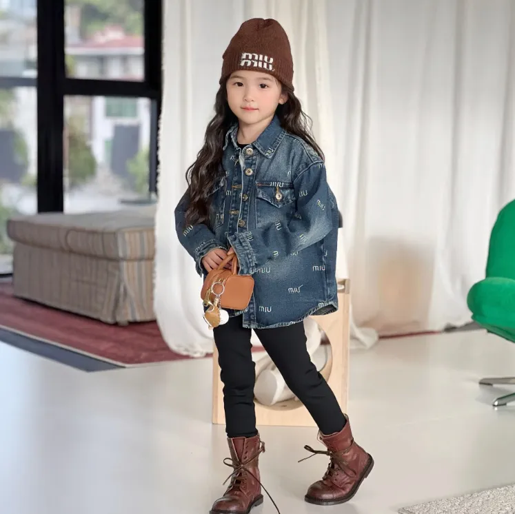 【100-165cm】話題沸騰中 品質満点 カジュアル 合わせやすい 女の子 デニム アウター