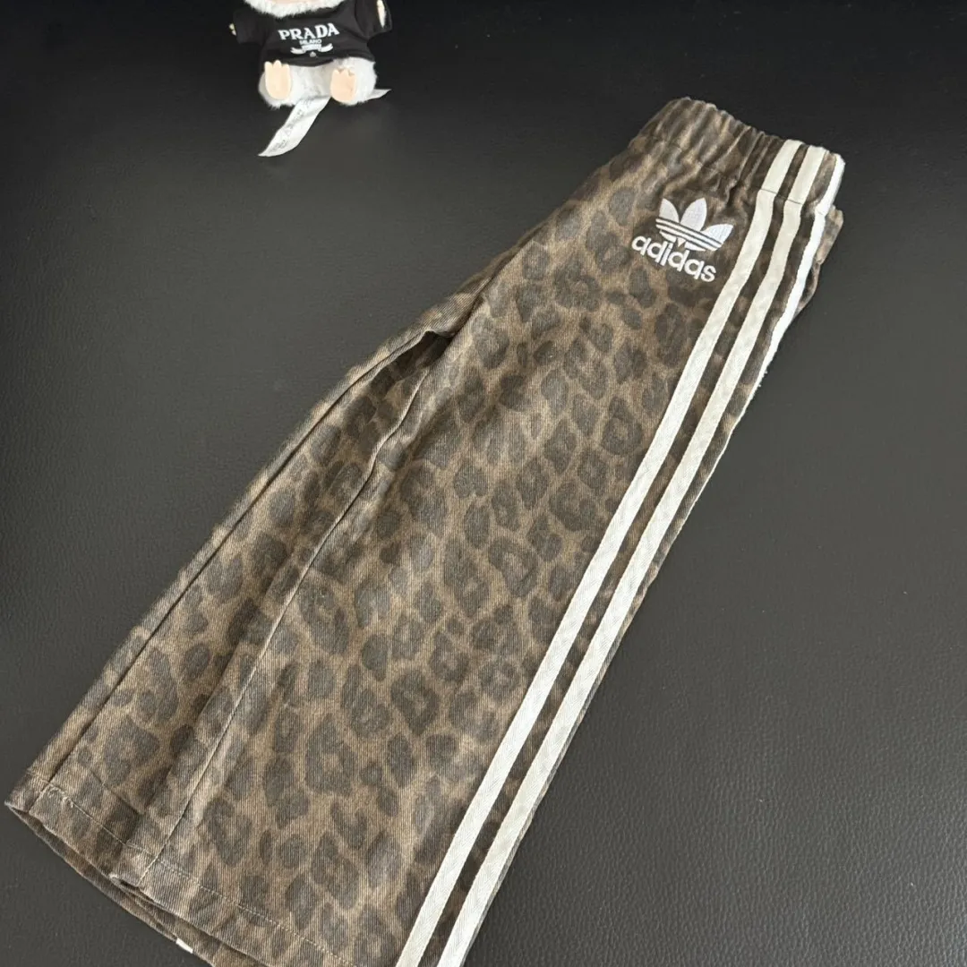 【80-130cm】トレンド感たっぷり 大注目 カジュアル ヒョウ柄 動きやすさ抜群 パンツ