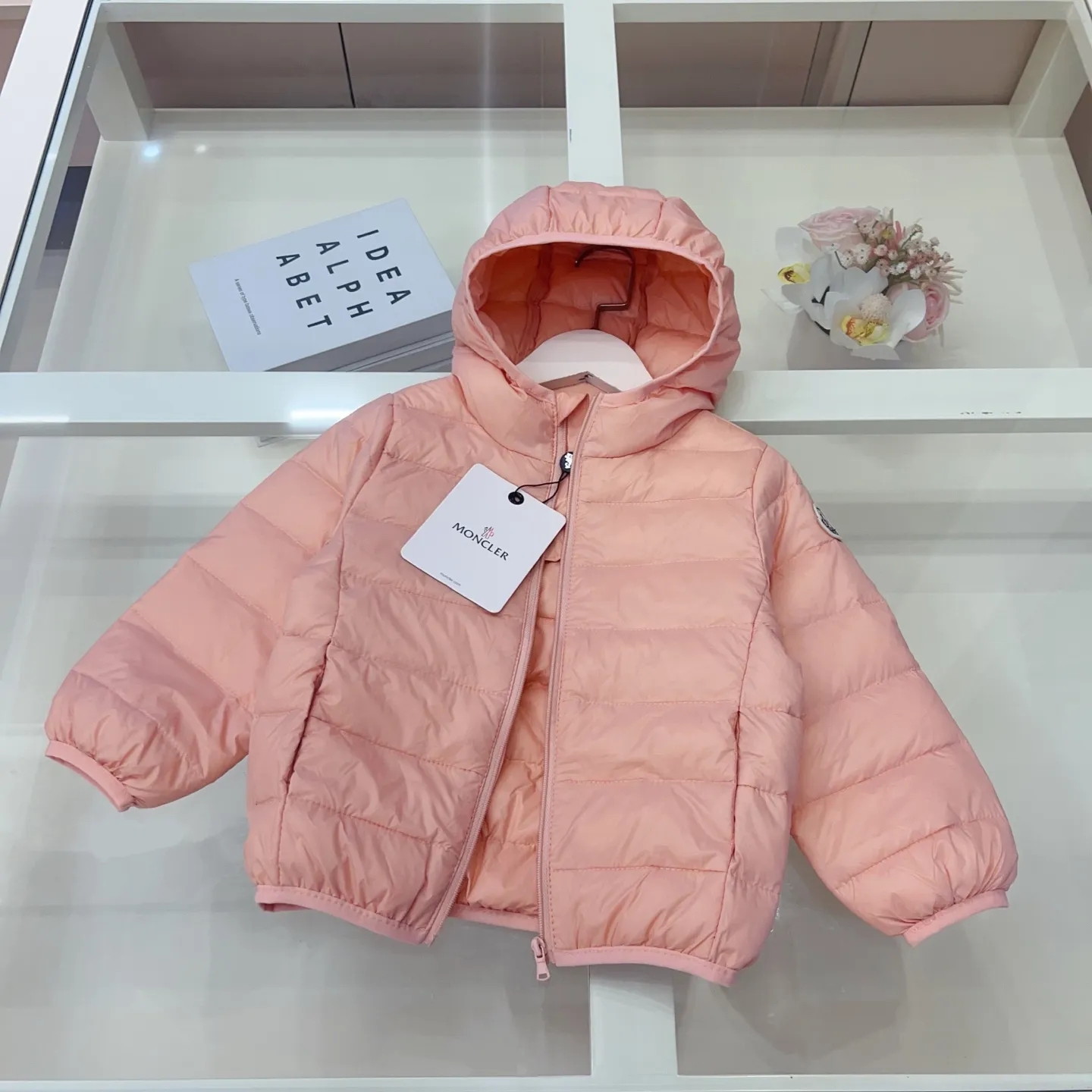 【100-170cm】絶対後悔しない アウトドア 防寒 重ね着OK 多色展開 キッズ 軽量ダウンジャケット